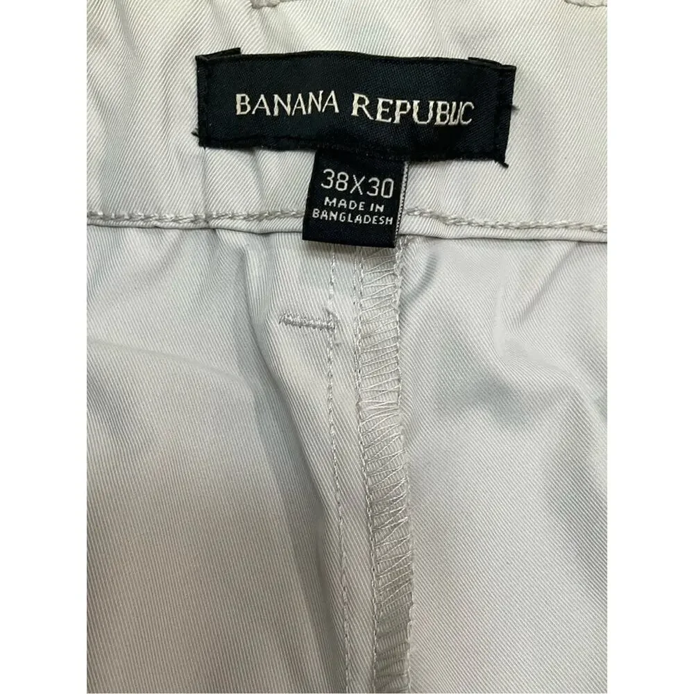 Banana Republic Men's Pale Gray Chino Pants